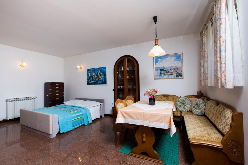 Apartment Dolores Opatija Extérieur photo